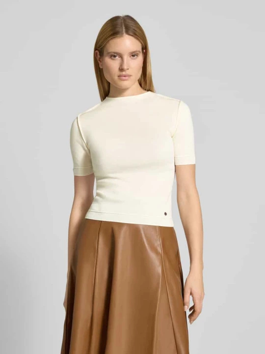 Zdjęcie produktu Koszulka z dzianiny o kroju slim fit z dodatkiem wełny Model 'CAROLINE' Guido Maria Kretschmer Złamany biały