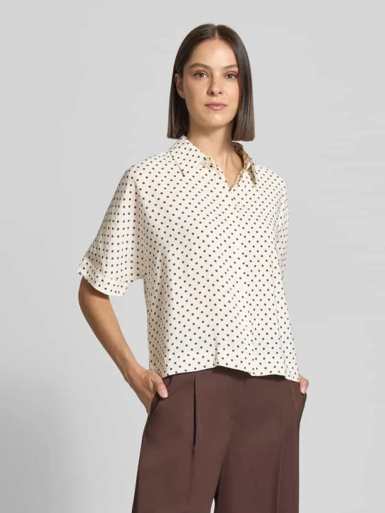 Zdjęcie produktu bluzka z krótkim rękawem o kroju regular fit z mieszanki modalu model 'Farise polkadot' Opus Złamany biały