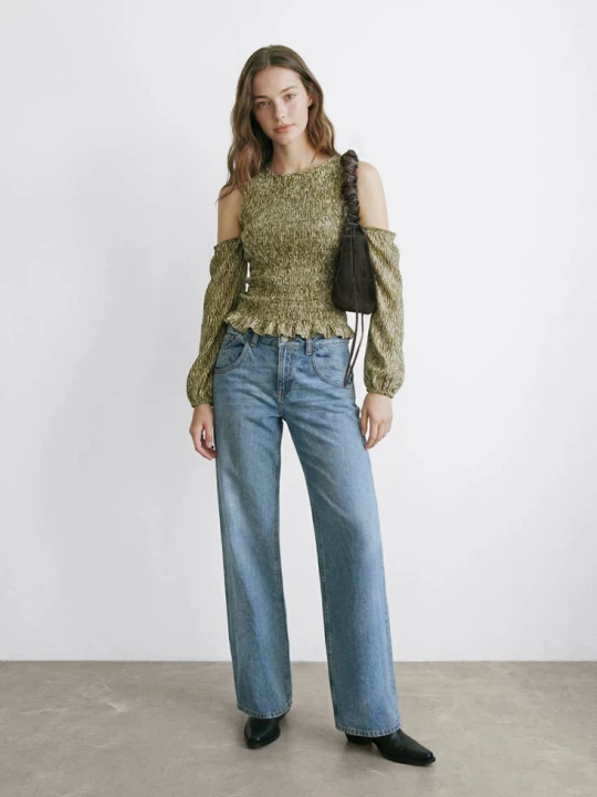 Zdjęcie produktu Bluzka z marszczeniami i wycięciami cut-out khaki - Teen - MANGO TEEN