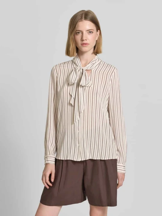 Zdjęcie produktu Bluzka z wiązaniem pod szyją o kroju slim fit z wiskozy comma Ciemnobrązowy