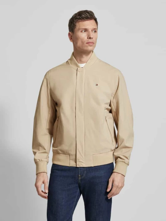 Zdjęcie produktu Bluzon o kroju regular fit z hydrofobową funkcją Tommy Hilfiger Beżowy