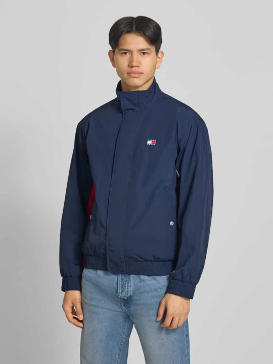 Zdjęcie produktu Bluzon o kroju regular fit z wyhaftowanym logo Tommy Jeans Granatowy