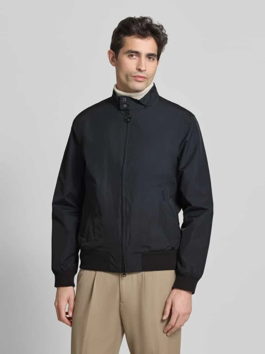 Zdjęcie produktu Kurtka blouson z kołnierzem stojącym krój regular fit model 'Royston' Barbour Czarny