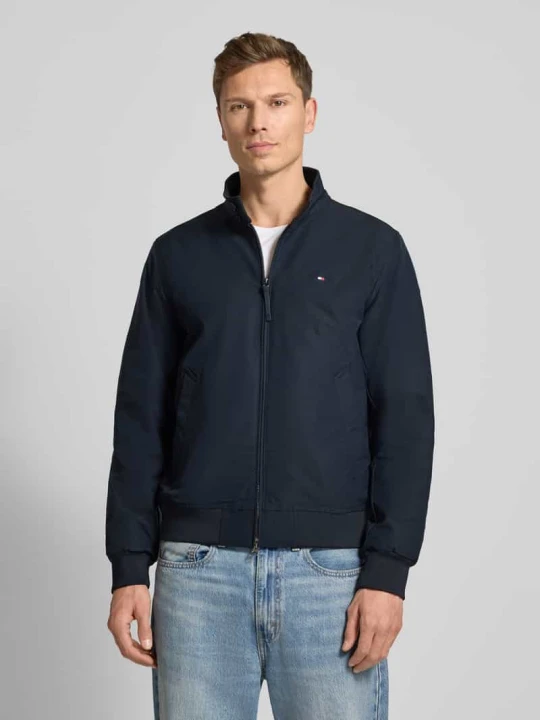 Zdjęcie produktu Bluzon o kroju relaxed fit z wyhaftowanym logo Tommy Hilfiger Granatowy