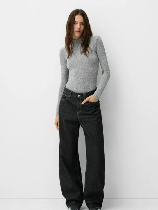 Zdjęcie produktu Body Bershka srebrny