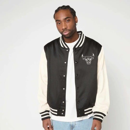 Zdjęcie produktu Bomber Jacket Chicago Bulls New Era czarny