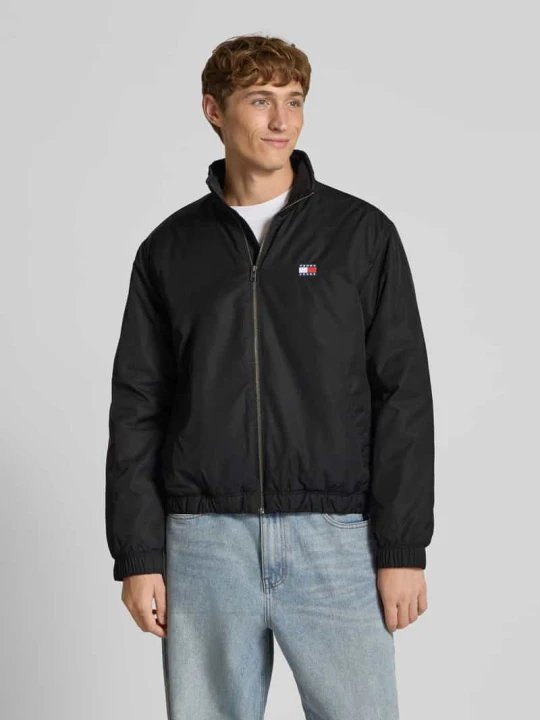 Zdjęcie produktu Bomberka o kroju relaxed fit ze stójką Tommy Jeans Czarny