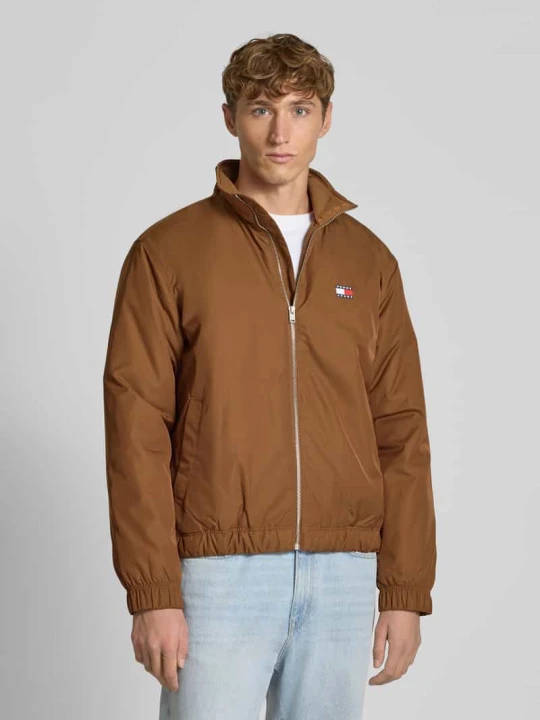 Zdjęcie produktu Bomberka o kroju relaxed fit ze stójką Tommy Jeans Jasnobrązowy