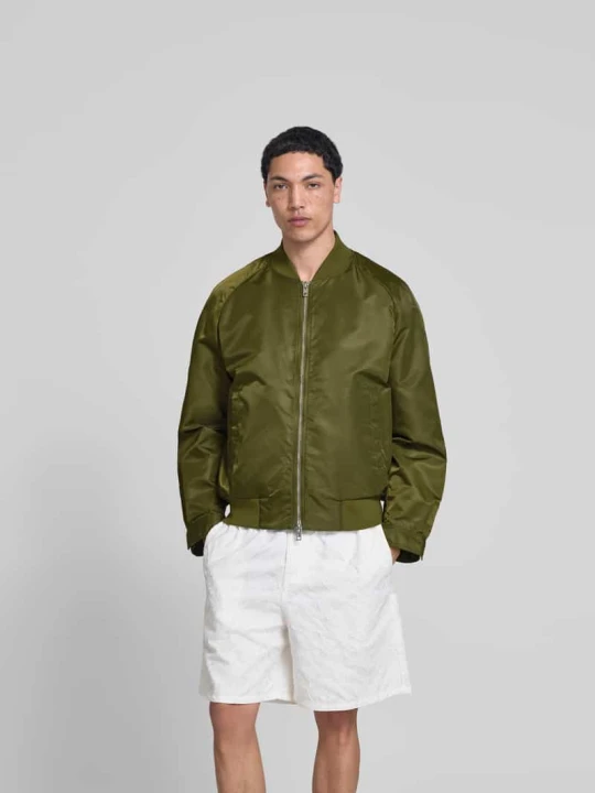 Zdjęcie produktu bomberka ze stójką Filippa K Khaki
