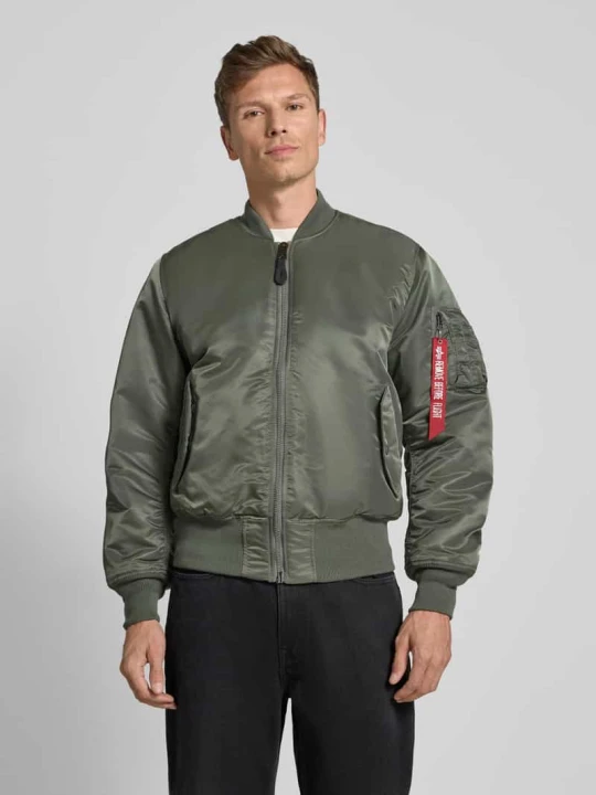 Zdjęcie produktu Bomberka ze stójką i kieszeniami z patką Alpha Industries Oliwkowy
