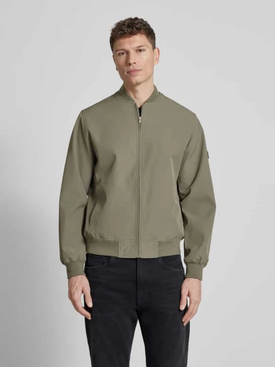 Zdjęcie produktu bomberka ze stójką model 'BLAASPEN' Jack&Jones Oliwkowy