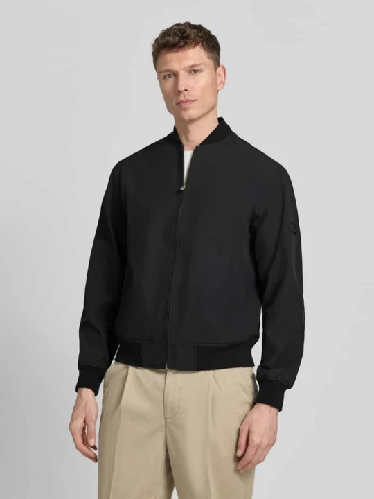 Zdjęcie produktu bomberka ze stójką model 'BLAASPEN' Jack&Jones Czarny