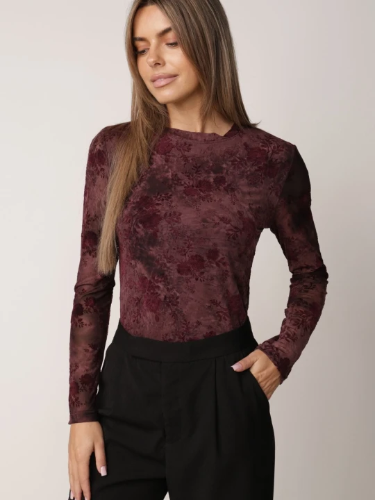Zdjęcie produktu Bordowa Siateczkowa Bluzka z Bawełną w Welurowe Kwiaty Tasgarila Elsa.m By May