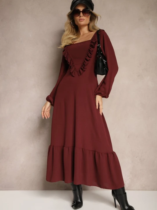 Zdjęcie produktu Bordowa Sukienka Ozdobiona Falbanami o Rozkloszowanym Kroju Alleira Fashion Station