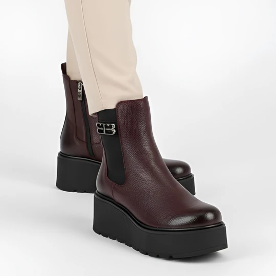 Zdjęcie produktu Botki damskie Armodo, na grubej platformie eleganckie skórzane z okrągłym noskiem i na suwak, bordo, 60498-V-Bordo-Cn bordowy