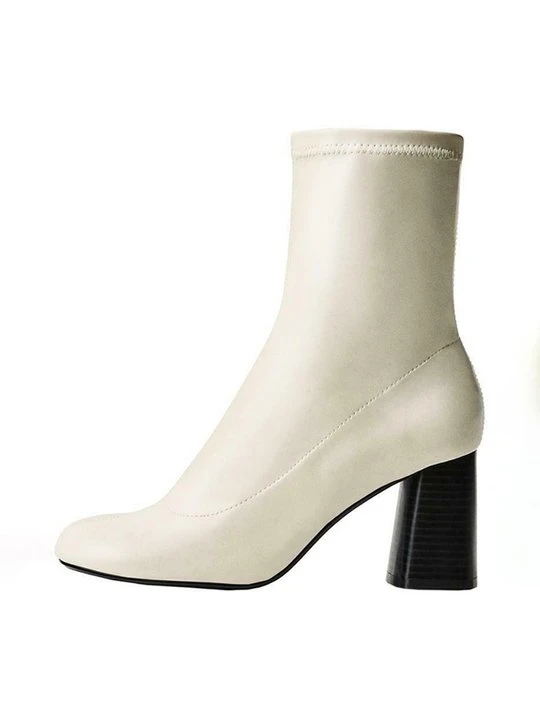 Zdjęcie produktu Botki Bershka biały