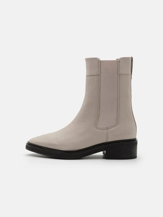 Zdjęcie produktu Botki Calvin Klein mleczny