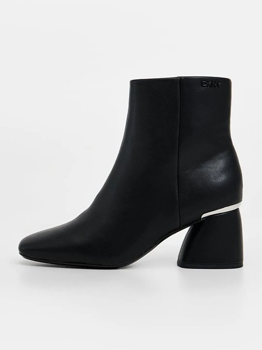 Zdjęcie produktu Botki DKNY czarny