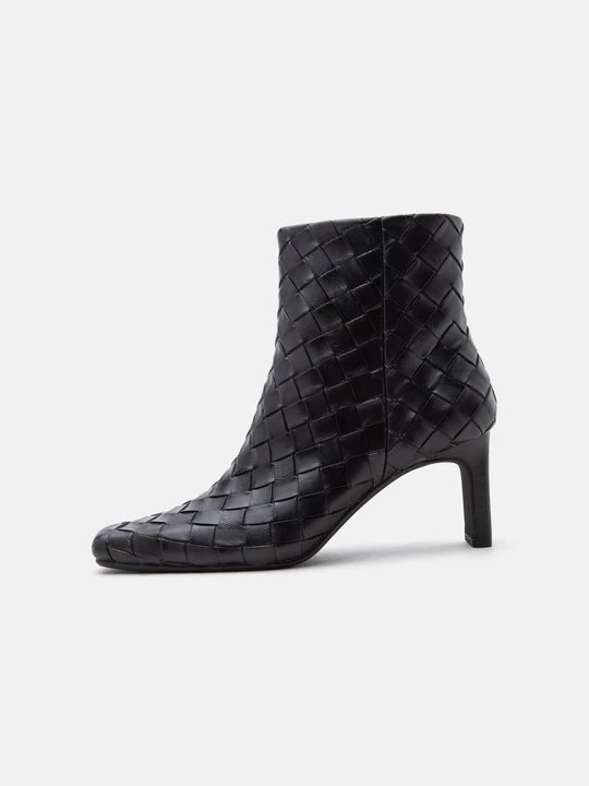 Zdjęcie produktu Botki do kostki Dune London czarny