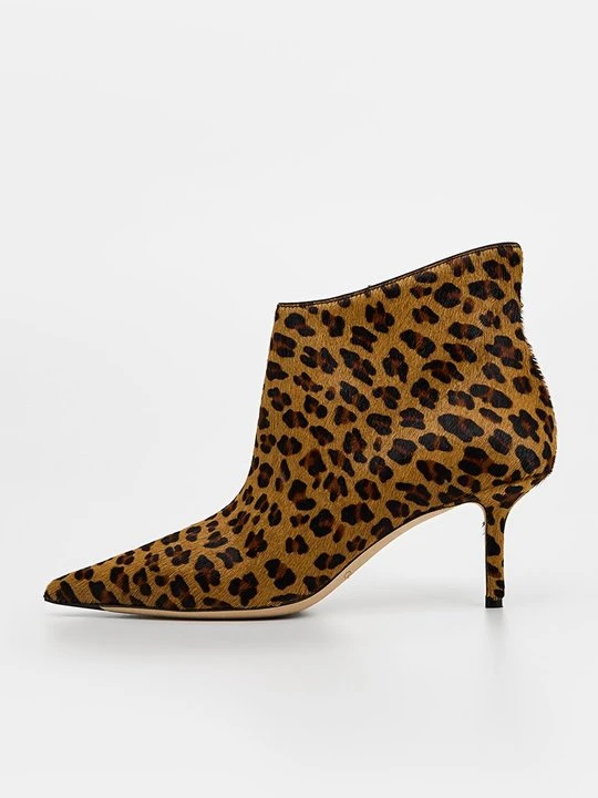 Zdjęcie produktu Botki do kostki Jimmy Choo brązowy