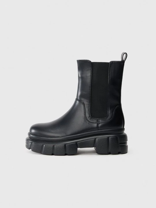 Zdjęcie produktu Botki Even&Odd Wide Fit By Zalando czarny