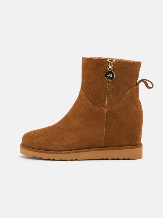 Zdjęcie produktu Botki na koturnie Anna Field By Zalando koniakowy
