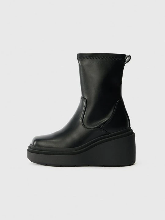 Zdjęcie produktu Botki na koturnie Even&Odd By Zalando czarny