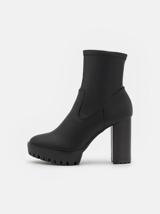 Zdjęcie produktu Botki na obcasie Even&Odd By Zalando czarny