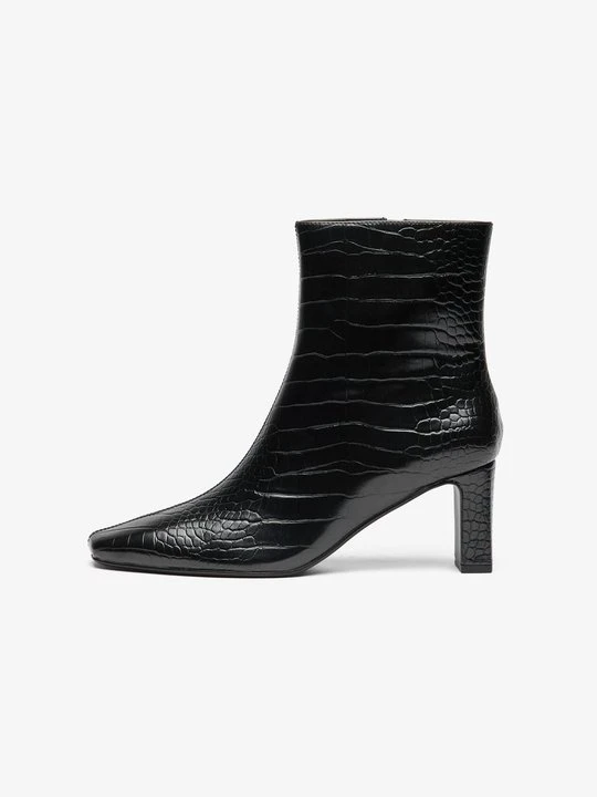 Zdjęcie produktu Botki na obcasie Even&Odd Wide Fit By Zalando czarny