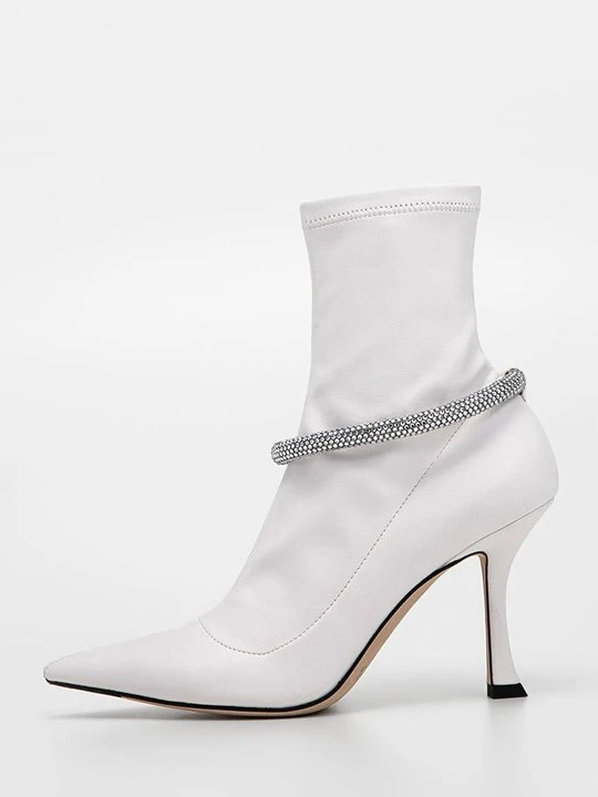 Zdjęcie produktu Botki na obcasie Jimmy Choo biały