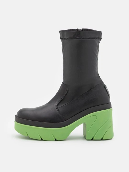 Zdjęcie produktu Botki na obcasie Steve Madden czarny