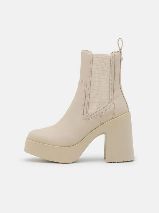 Zdjęcie produktu Botki na obcasie Steve Madden biały