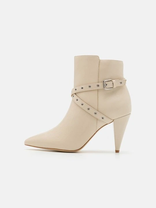 Zdjęcie produktu Botki na obcasie Zign By Zalando mleczny