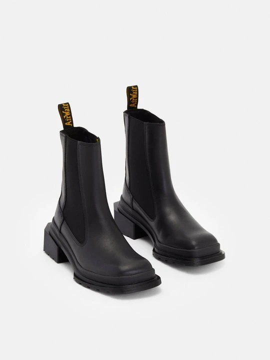 Zdjęcie produktu Botki na platformie Dr. Martens czarny