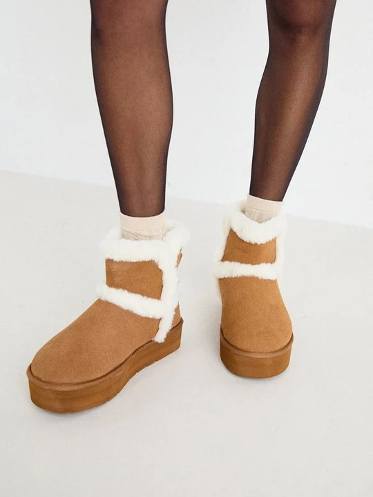 Zdjęcie produktu Botki na platformie Even&Odd By Zalando koniakowy
