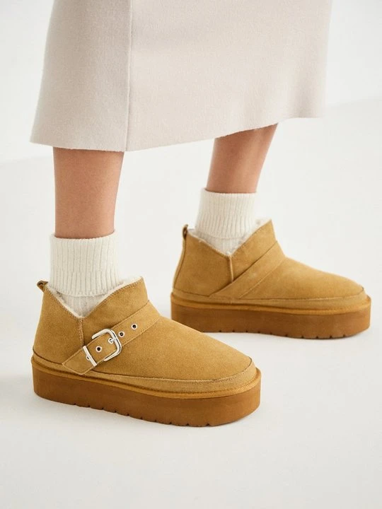 Zdjęcie produktu Botki na platformie Even&Odd Wide Fit By Zalando koniakowy