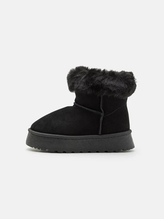 Zdjęcie produktu Botki na platformie Even&Odd Wide Fit By Zalando czarny