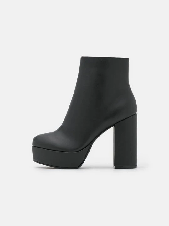 Zdjęcie produktu Botki na platformie Monki czarny