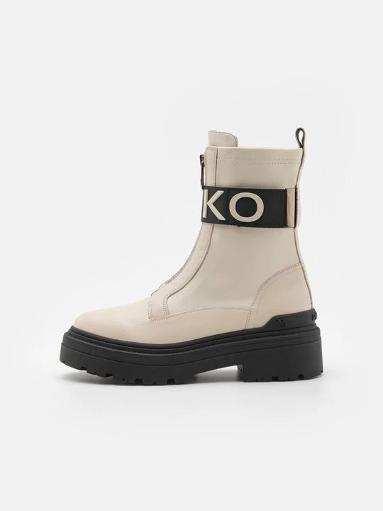 Zdjęcie produktu Botki na platformie Pinko mleczny