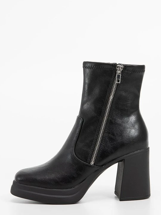 Zdjęcie produktu Botki na platformie Steve Madden czarny