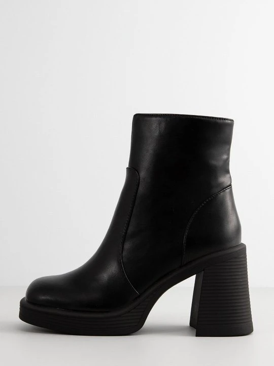 Zdjęcie produktu Botki na platformie Steve Madden czarny