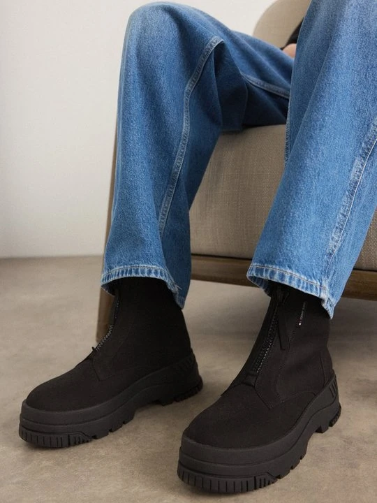 Zdjęcie produktu Botki na platformie Tommy Jeans czarny