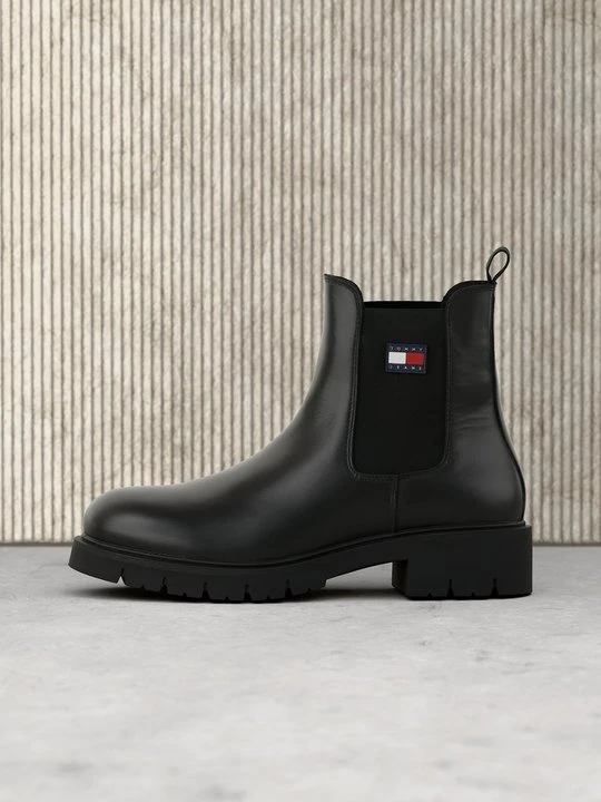 Zdjęcie produktu Botki na platformie Tommy Jeans czarny