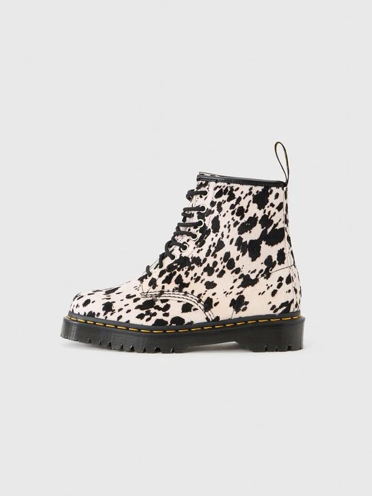 Zdjęcie produktu Botki sznurowane Dr. Martens