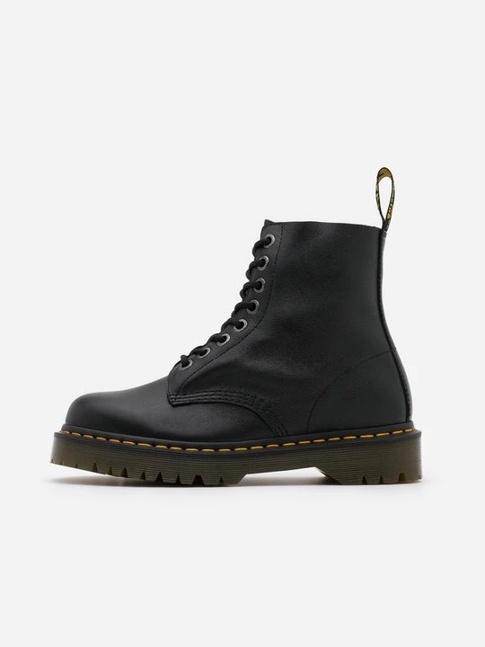 Zdjęcie produktu Botki sznurowane Dr. Martens czarny