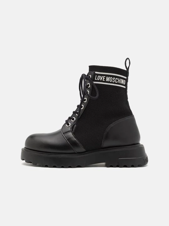 Zdjęcie produktu Botki sznurowane LOVE MOSCHINO czarny