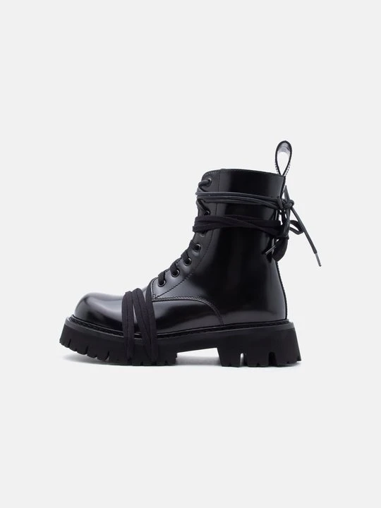 Zdjęcie produktu Botki sznurowane MOSCHINO czarny