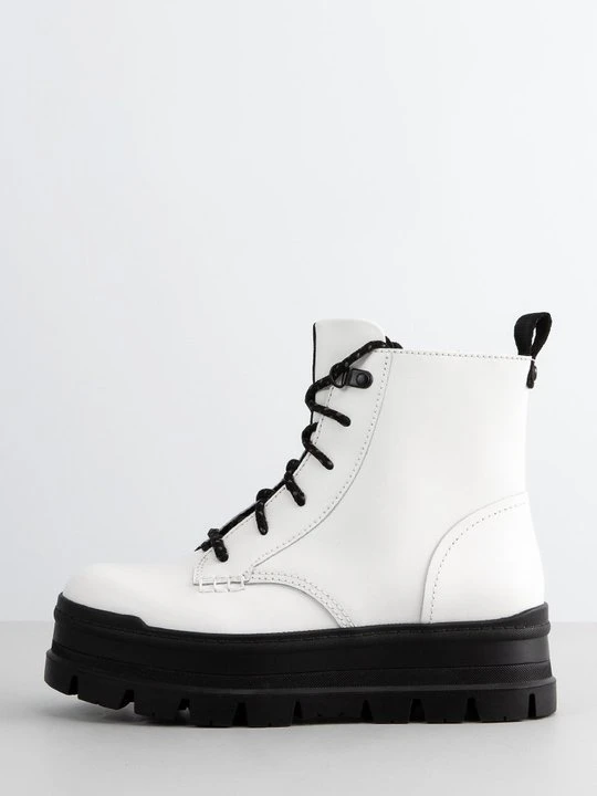 Zdjęcie produktu Botki sznurowane UGG biały