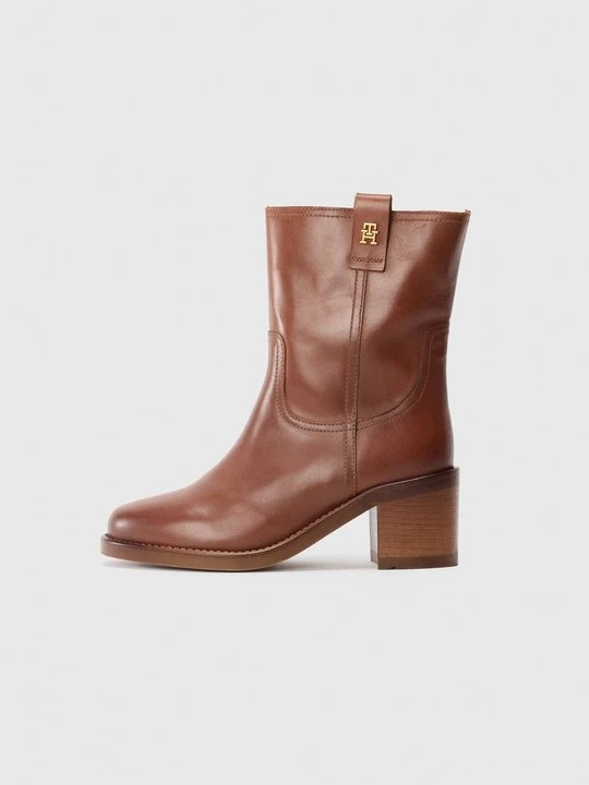 Zdjęcie produktu Botki Tommy Hilfiger brązowy
