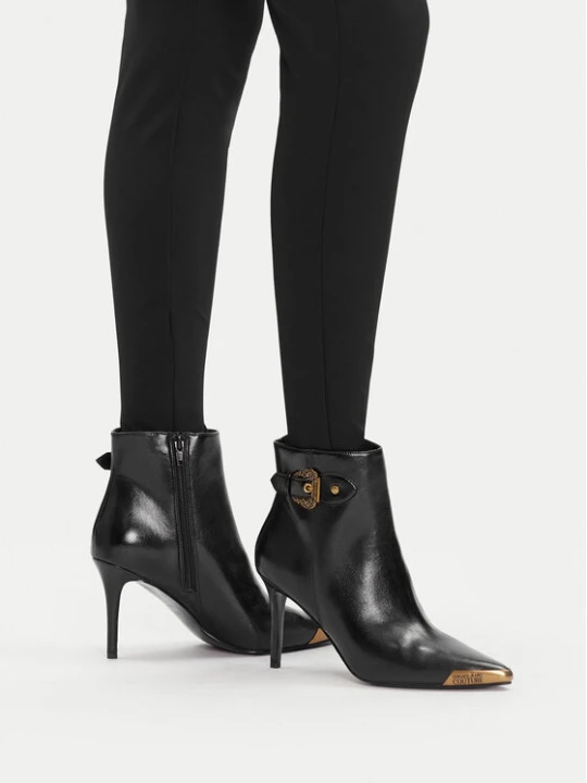 Zdjęcie produktu Botki Versace Jeans Couture 79VA3S57 Czarny